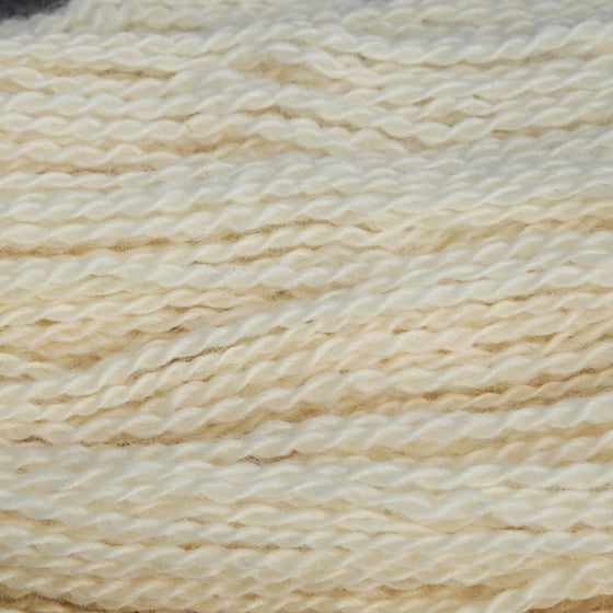 Romney semi-worsted spun - Solitude Wool