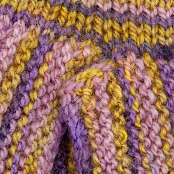 dye-hard, knit-easy cowl pattern
