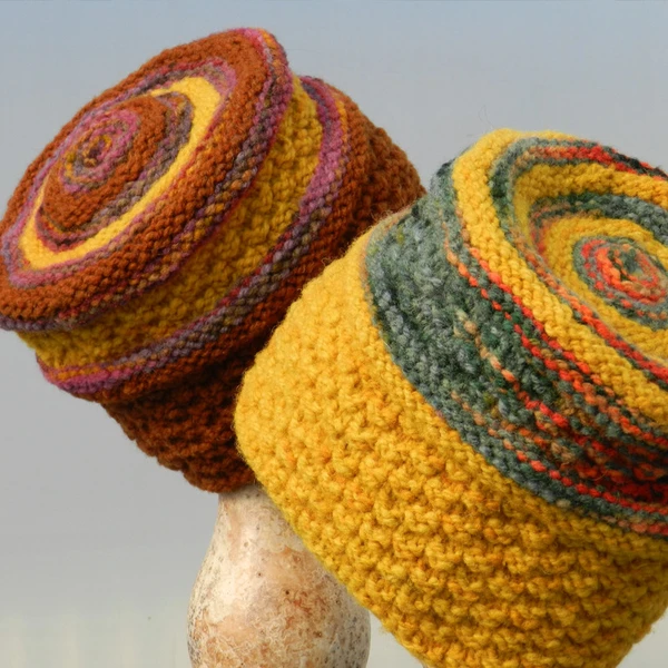 round-up hat pattern in Montadale woolen