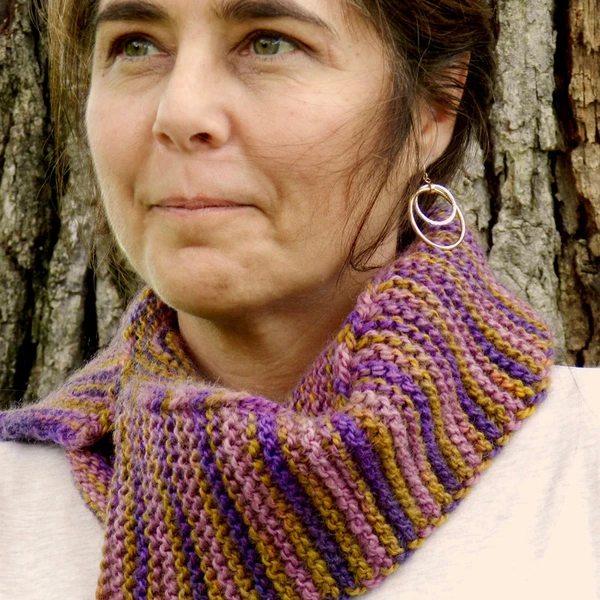dye-hard, knit-easy cowl pattern