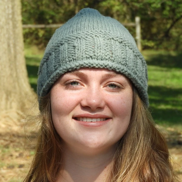 rib & roll hat in Montadale woolen spun yarn